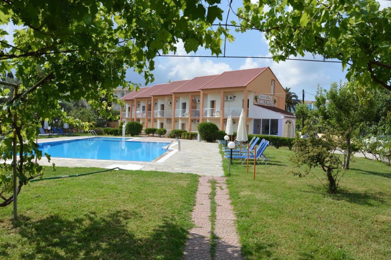 Aggelos Family Hotel Moraḯtika Exterior foto
