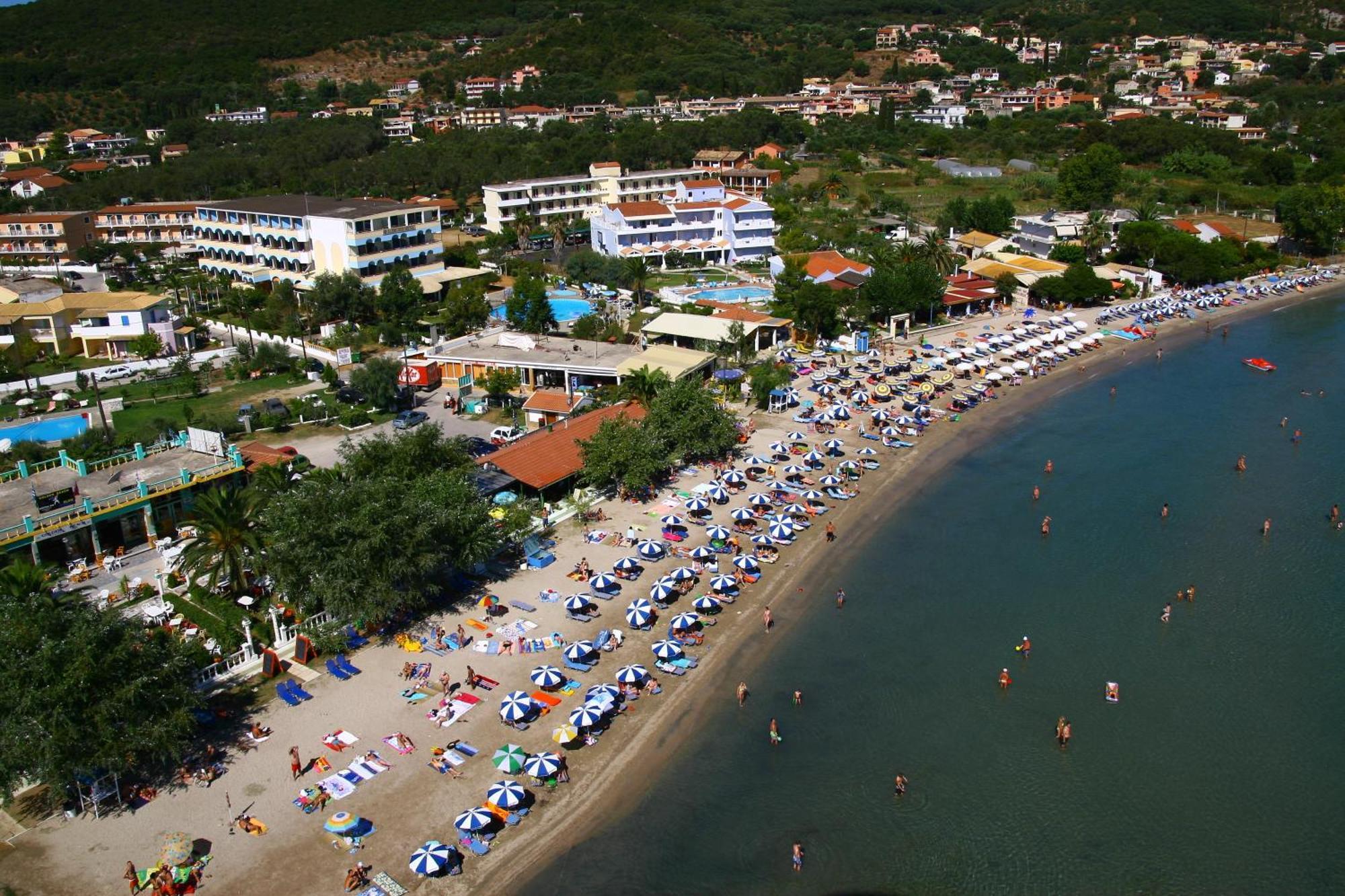 Aggelos Family Hotel Moraḯtika Exterior foto