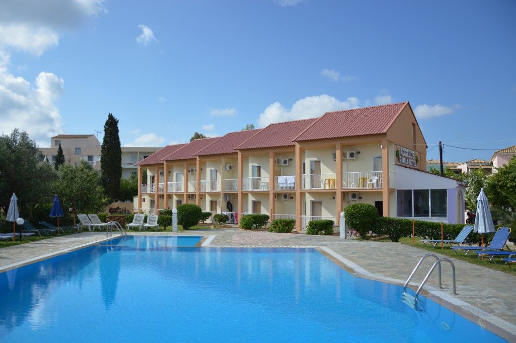 Aggelos Family Hotel Moraḯtika Exterior foto
