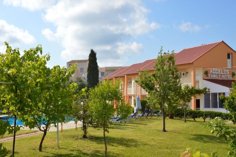 Aggelos Family Hotel Moraḯtika Exterior foto